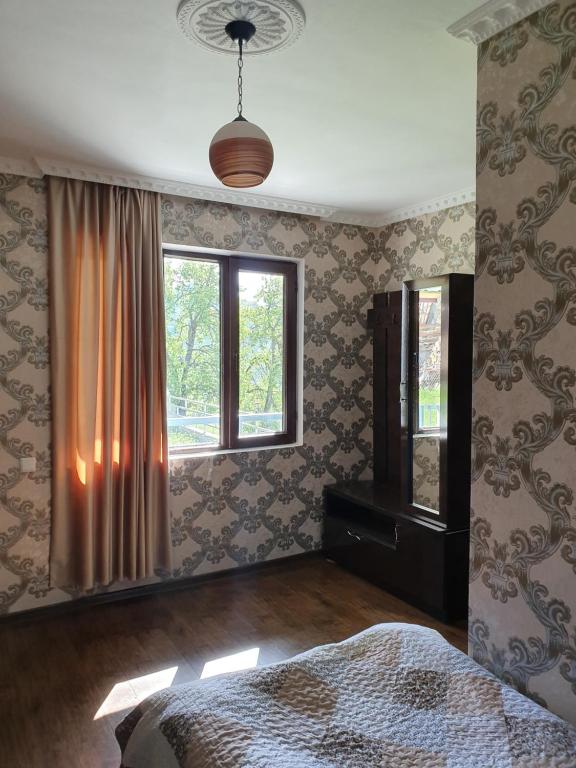 alodia Guest House In Mestia room 4